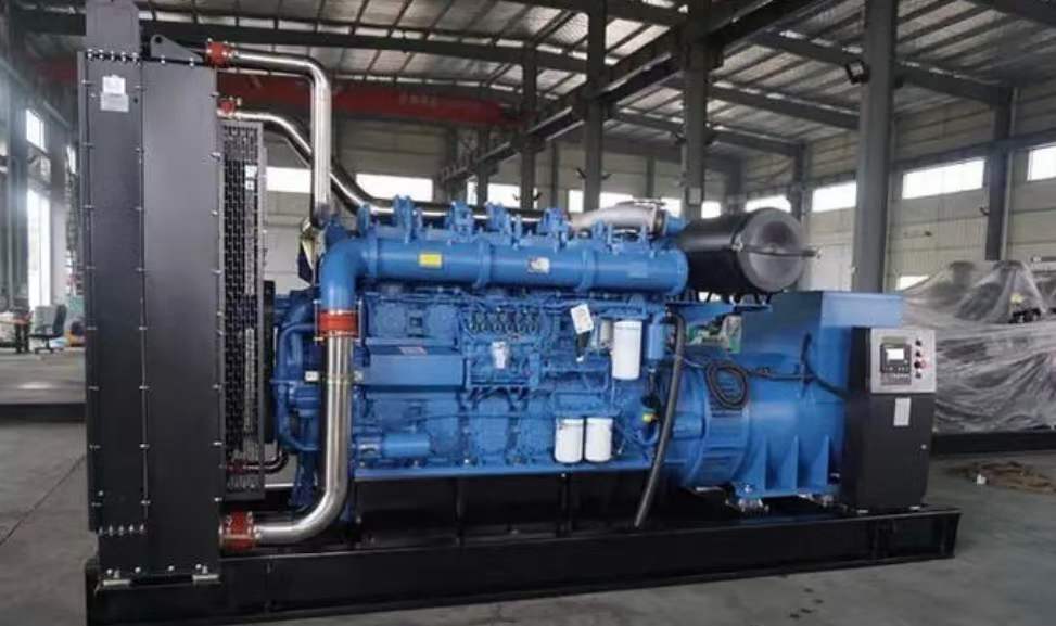 万山800kW 柴油发电机的输出电流是恒定的吗？