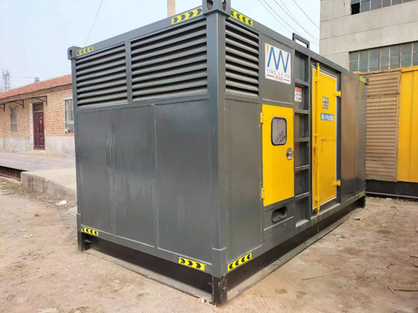 万山柴油发电机输出电流大小是有什么决定的？