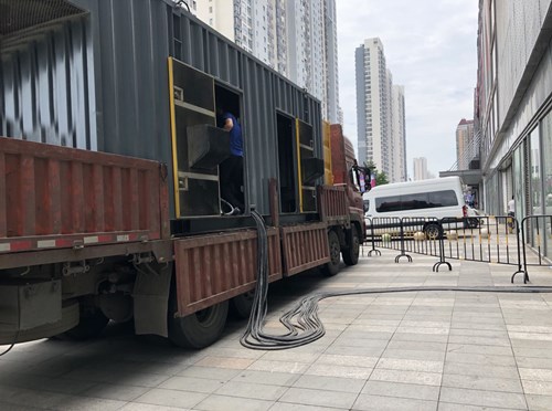 万山冷却液不足的情况下如何检查柴油发电机组？