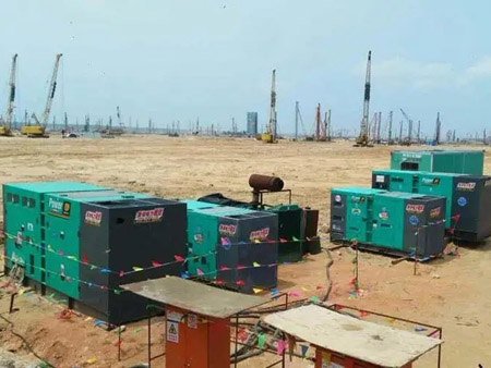 万山如何检查和清洗空气滤清器？