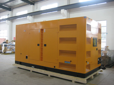 万山不同类型的发电机组在冬季保养时的注意事项有何差异？