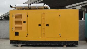 万山柴油发电机组北方使用是否需要加装加热装置？