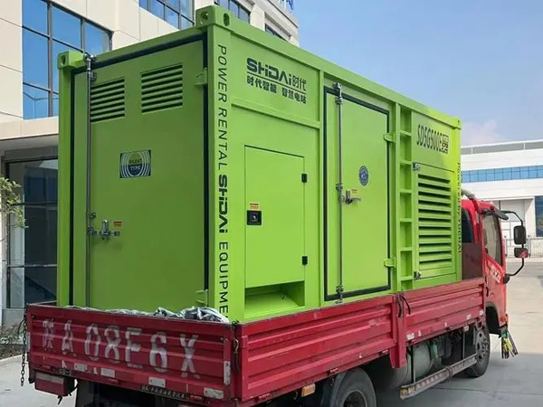 万山更换水冷式机油散热器的密封件时，如何选择合适的密封胶？